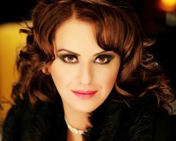 Şebnem Arcan... YENİ EĞLENCE ANLAYIŞI GELİYOR!