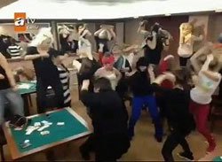 `Esra Erol`da Evlen Benimle`... TÜM EKİP HARLEM SHAKE İLE STRES ATTI!