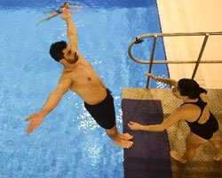 `Ben Buradan Atlarım`... POPSTAR BAYHAN HASTANELİK OLDU!