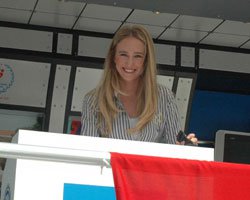 Çağla Kubat... `GELİN SPOR YAPALIM` KAMPANYASINA DESTEK!