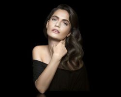 Gülcan Arslan... YUNANİSTAN MİNE`NİN AŞKINI KONUŞUYOR!