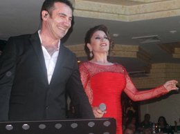 Aşkın Nur Yengi-Ferhat Göçer... AŞK DÜETİ!