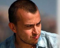 Ali Atay... EŞİNE SERVET VEREREK BOŞANIYOR!