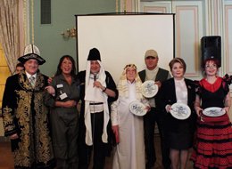 Türkiye Gezginler Derneği... DÜNYAYI GEZENLER TAÇLANDIRILDI!