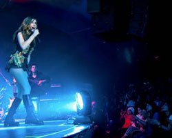 Gülşen... ANADOLU YAKASINDA MUHTEŞEM ŞOV!