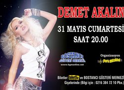 Demet Akalın...İLK KONSER ANADOLU YAKASINDA!