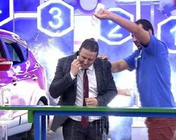 `Ben Bilmem Eşim Bilir`... STÜDYODA SU SAVAŞLARI!