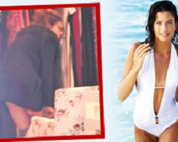 Berrak Tüzünataç... BİKİNİ İSYANI!