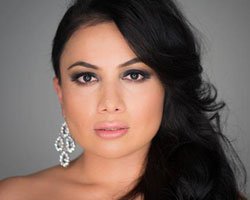 Ceylan Bozoğlu... İLK SOLO ALBÜMÜ `MEDENİ HALİ` ÇIKTI!