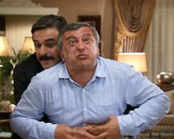 `Zengin Kız Fakir Oğlan`... FAKİR DAMAT KAYINPEDERİN GÖZÜNE GİRİYOR!
