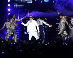 Justin Bieber... İSTANBUL MACERASI OLAYLI GEÇTİ!