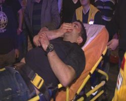 Bülent Şakrak... HIZINI ALAMADI, ÖNCE TAKSİYE, SONRA PASTANEYE ÇARPTI!