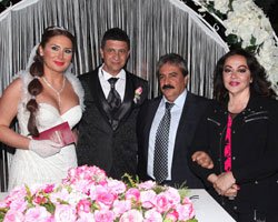 Cengiz Küçükayvaz... ALTI YILLIK NİŞANLISIYLA EVLENDİ!