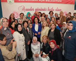 Hülya Koçyiğit... ANNELER GÜNÜ`NDE BARIŞ MESAJLARI!