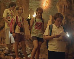 Kral Yolu... ÇOCUKLARIN GECİKEN MUTLULUĞU!