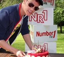 Sinan Akçıl...  DOĞUM GÜNÜ SÜRPRİZİ!