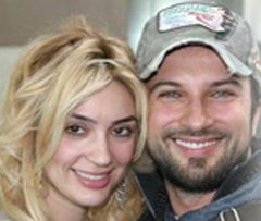 Tarkan-Bilge Öztürk... AYRILIK RÜZGARLARI ESTİ!