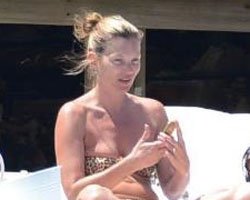 Kate Moss... BODRUM`DA SERESERPE!