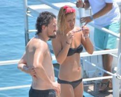 Tuncay Şanlı... YENİ AŞKIYLA TATİLDE!