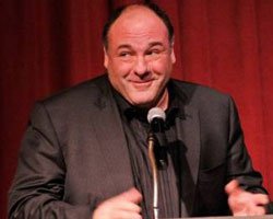 James Gandolfini... AMERİKA`NIN POLAT ALEMDAR`I ÖLDÜ!