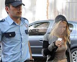 Esra Ersoy... CİCİŞ ESRA'YA HAPİS CEZASI!