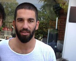 Arda Turan... AYRILIK İDDİALARINA NE CEVAP VERDİ?