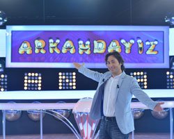 `Arkandayız`... KANAL D`DE YENİ YARIŞMA!