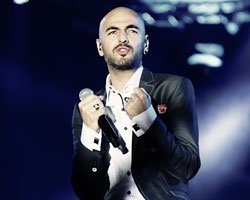 Soner Sarıkabadayı .... AŞK YARASINA `YARA BANDI`!