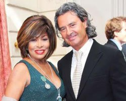 Tina Turner... 73 YAŞINDA EVLENDİ!