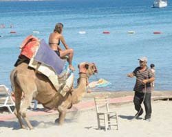 Yıldız Tilbe... BODRUM`DA DEVE KEYFİ!