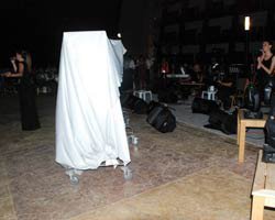 `ERKEKLERDEN OLUŞAN ORKESTRAYI PERDE İLE KAPATMAYA` AÇIKLAMA GELDİ!