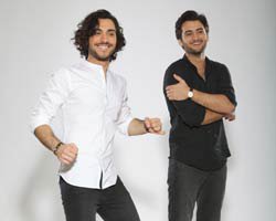 Dev... MFÖ`NÜN YOLUNDA İLERLİYOR!