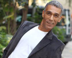 Tuncay Vural... ŞÖHRETİNİ İYİ YÖNETEMEYEN YOK OLUR!