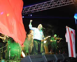 Volkan Konak... BÜLENT ERSOY VANTİLATÖRÜ İSTEDİ!