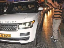 ÜNLÜLERİN CİP İSYANI!