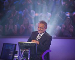 `Kim Milyoner Olmak İster`... EFSANE BAŞLIYOR!