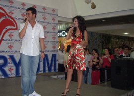 Murat Kurşun-Menekşe Güngör? İMZA GÜNÜNDE MAGAZİN SOHBETİ?