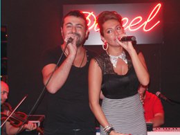 Rüzgar- Zeynep Yılmaz... ABİ KARDEŞ AYNI SAHNEDE!...