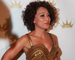 Ziynet Sali... YENİ İMAJI BEĞENİLDİ!