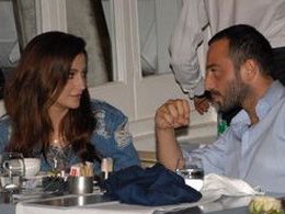 Özge Ulusoy...NİŞANLANIYOR!...