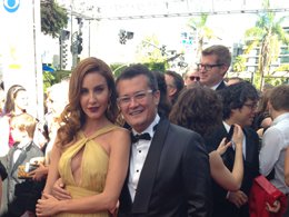 Ece Sükan ve Cengiz Semercioğlu...65.EMMY ÖDÜL TÖRENİ`Nİ İZLEDİ!