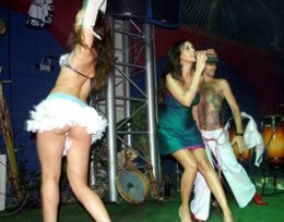 Ebru Destan... MÜSTEHCEN KLİP ŞOKU...