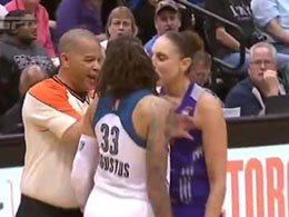 Diana Taurasi...RAKİBİNE SİNİRLENİNCE DUDAĞINDAN ÖPTÜ!...