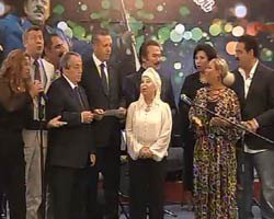 Neşet Ertaş... BÜYÜK USTA İÇİN TARİHİ KORO!