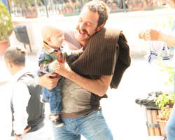 `Bebek İşi`... SETTE HERŞEY EYMEN`E GÖRE AYARLANIYOR!