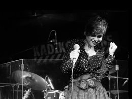 Aydilge... KADIKÖY SAHNE `DE MUHTEŞEM KONSER!