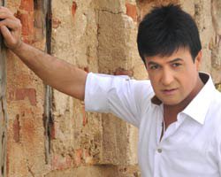 Murat Balaban... 3. SOLO ALBÜMÜ; `SON SÖZÜMSÜN`