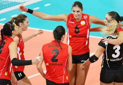 KIZLARIMIZ DÜNYA ŞAMPİYONU!