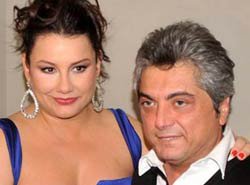 Deniz Seki... CANLI YAYINDA EVLENME TEKLİFİ!