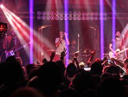 Gripin... KAPIYI KAPATTI!